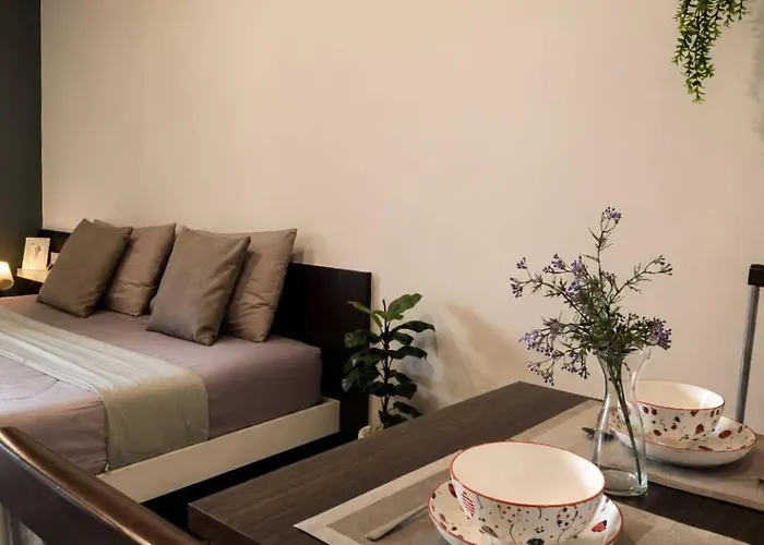 Orienta Suite Ratchada *